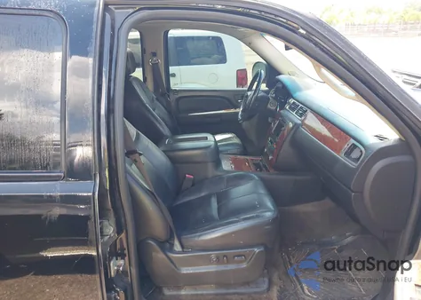 2008 Chevrolet Tahoe Ltz z USA, uszkodzony, nr VIN 1GNFK13078J214986